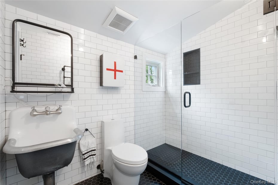 21 Orchard Road Photo 36