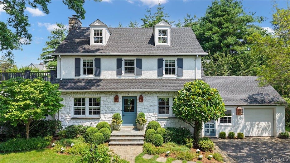 21 Orchard Road Photo 1