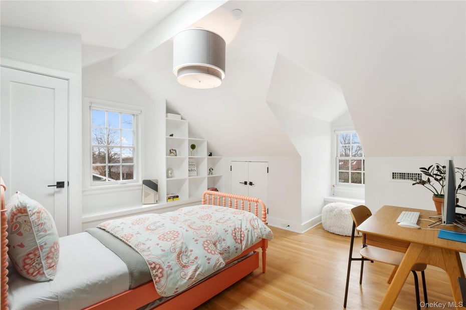 21 Orchard Road Photo 35