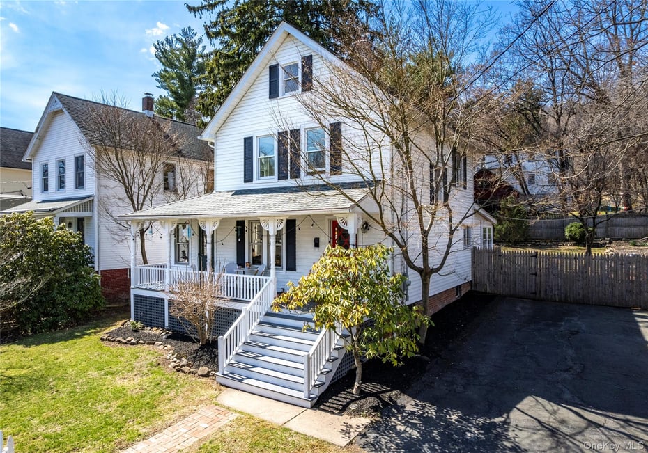 322 N Midland Avenue Photo 1