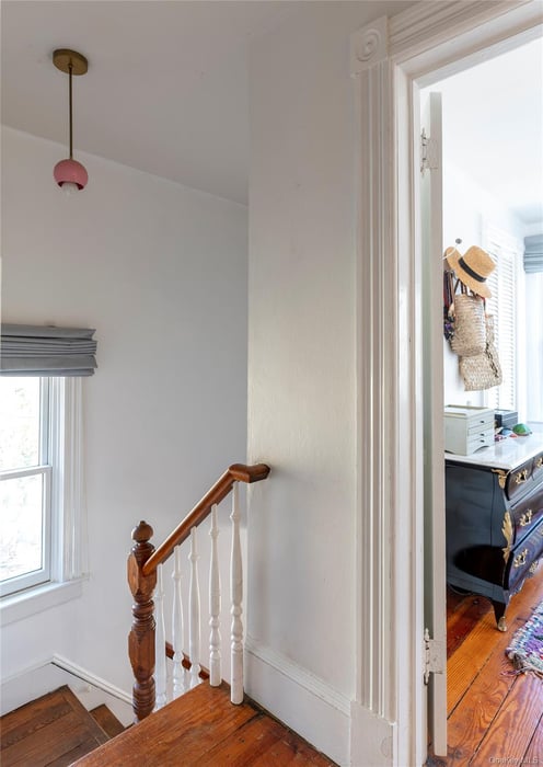 322 N Midland Avenue Photo 29