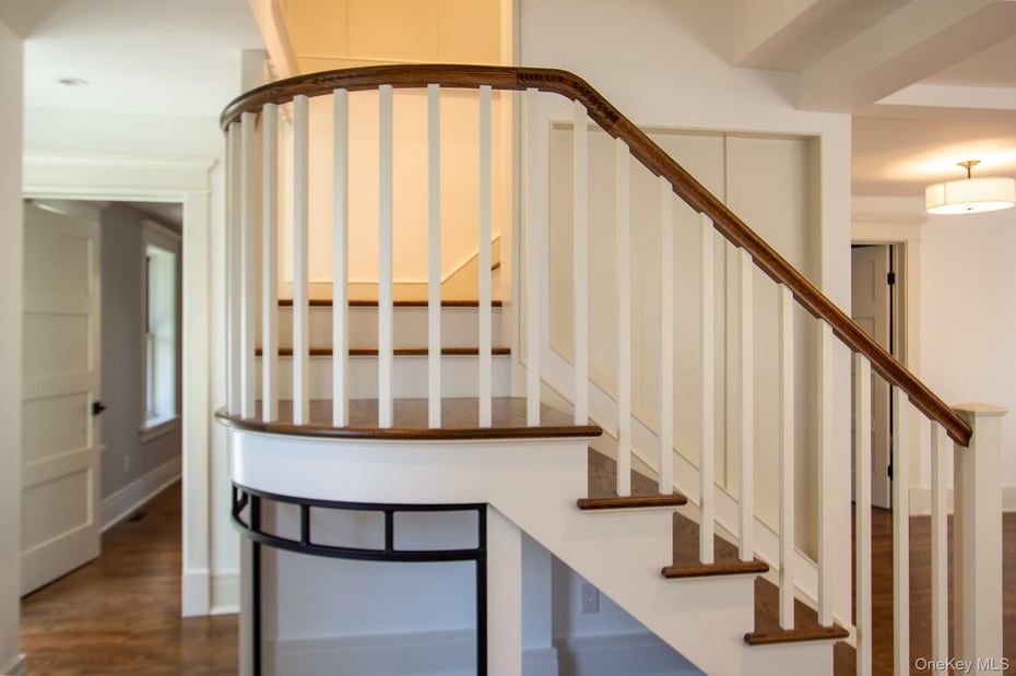 48 Konig Road Photo 11