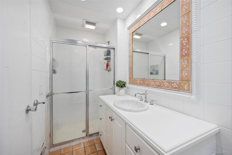 124 Hillandale Drive Photo 14