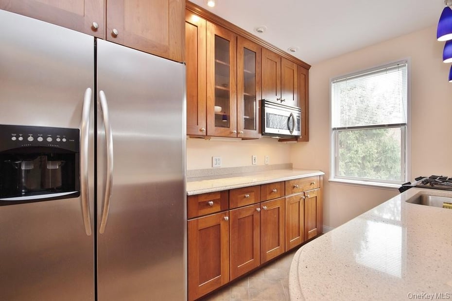 14 S Broadway  #7-3A Photo 11