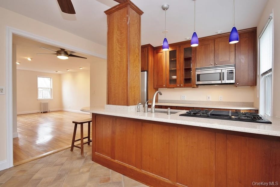 14 S Broadway  #7-3A Photo 10