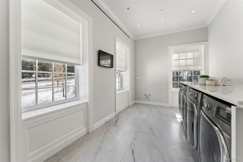 16 Taylor Road Photo 26