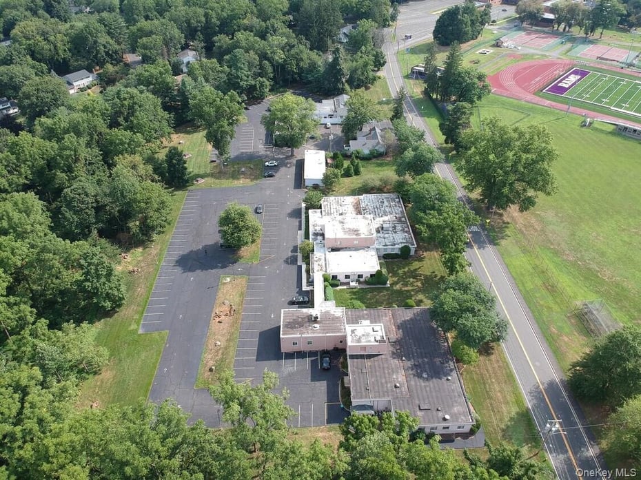 216 Congers Road Photo 5