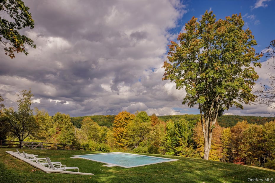 181 Lockwood Road Photo 4