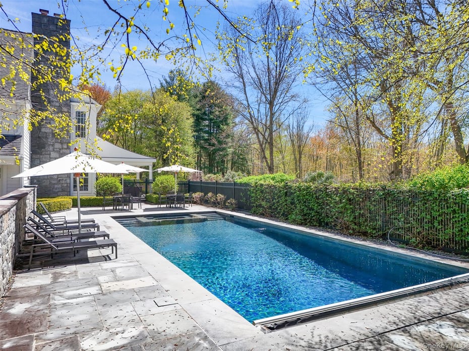 665 Guard Hill Road Photo 4
