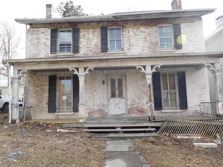 20 Maple Place Photo 1