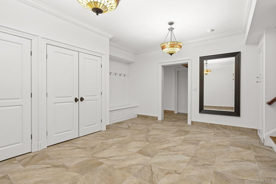 2 Heathcote Drive Photo 37