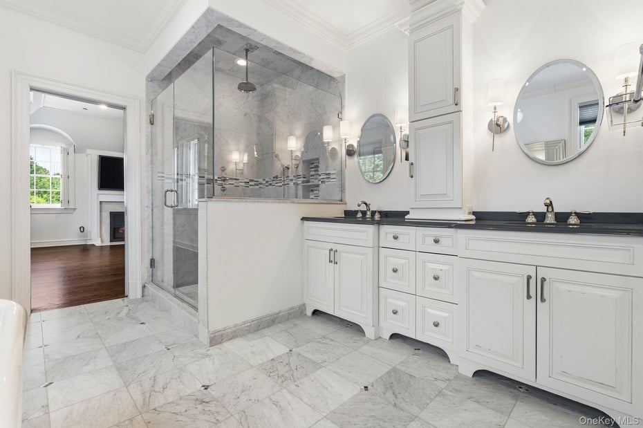 2 Heathcote Drive Photo 27