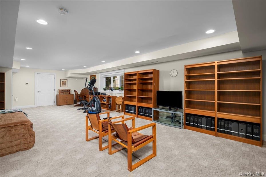 775 Scarsdale Road #7 Photo 18