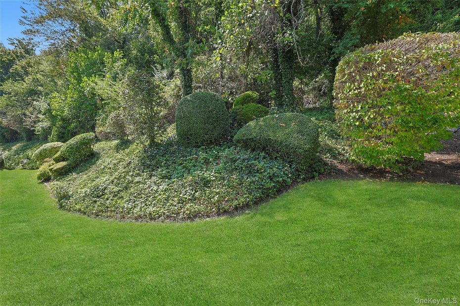 775 Scarsdale Road #7 Photo 9