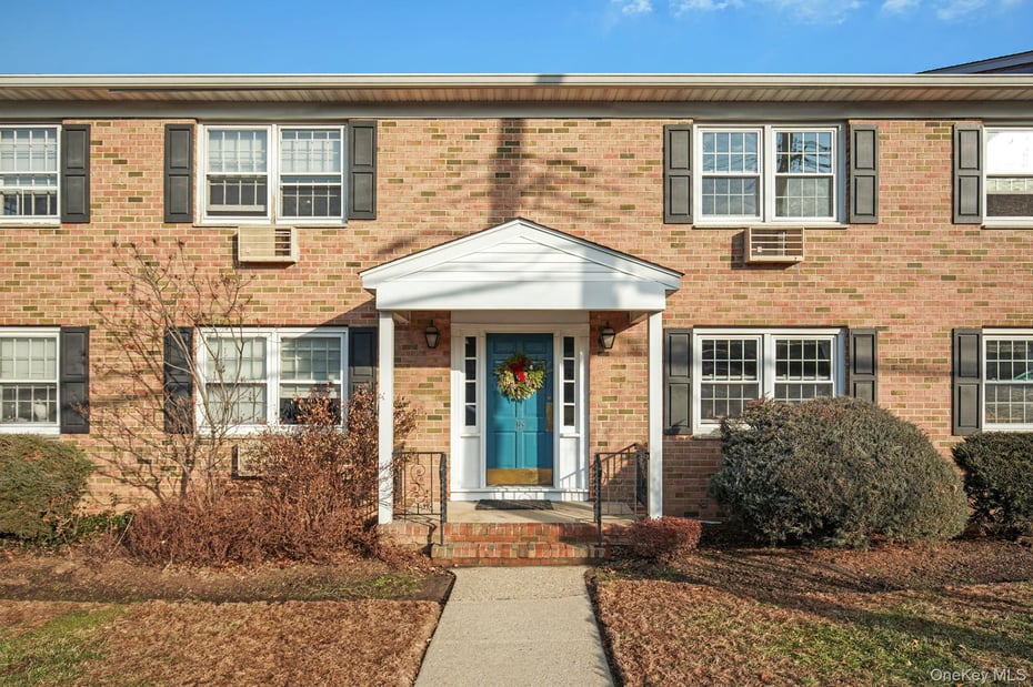 240 S Broadway  #16B Photo 1