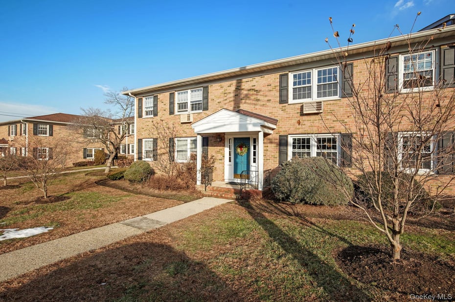 240 S Broadway  #16B Photo 14