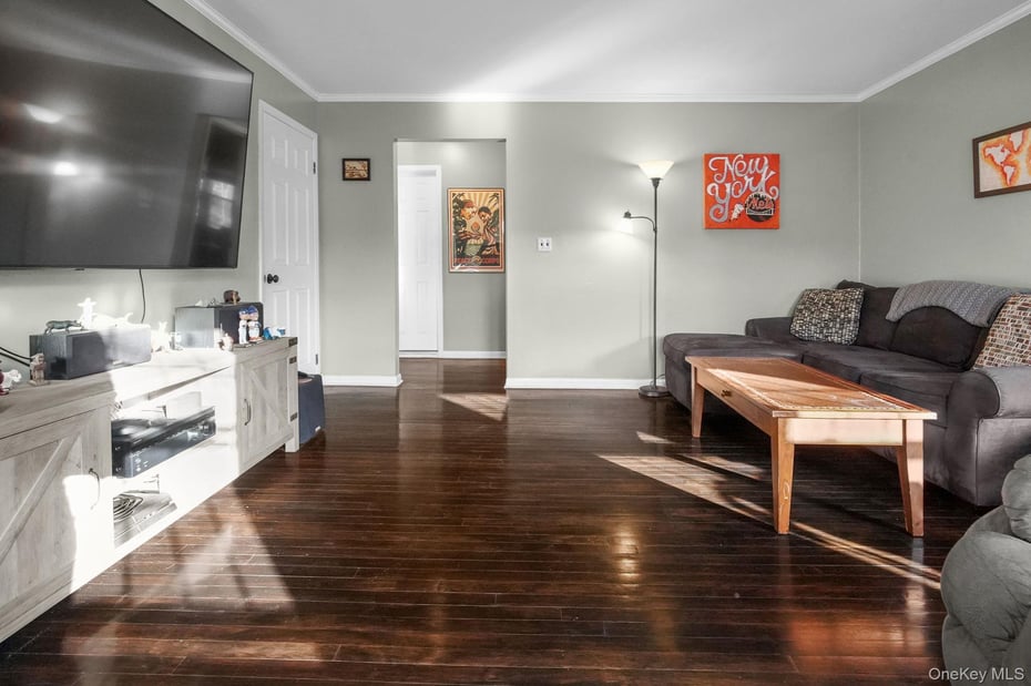 240 S Broadway  #16B Photo 3