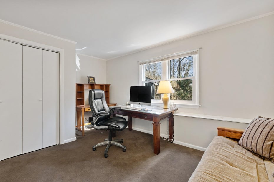 385 Lake Shore Drive Photo 21