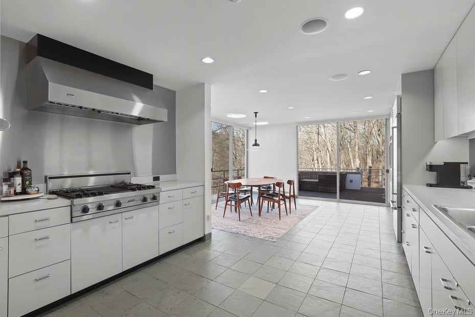 54 Cross Pond Road Photo 15