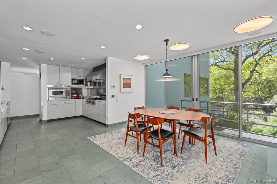 54 Cross Pond Road Photo 12