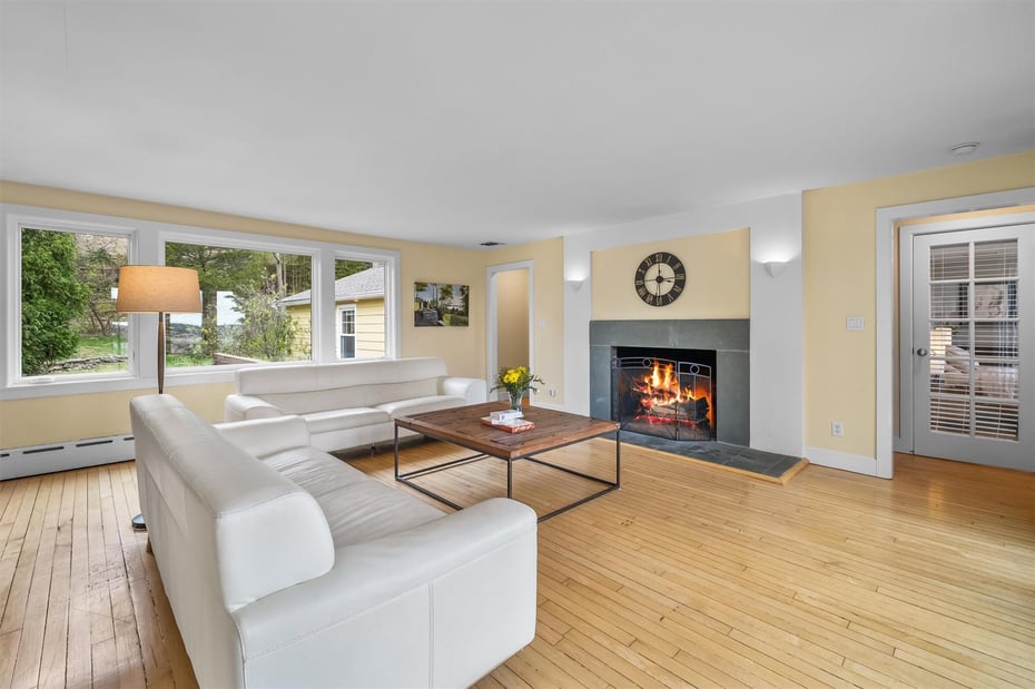 43 Franklin Street Photo 15