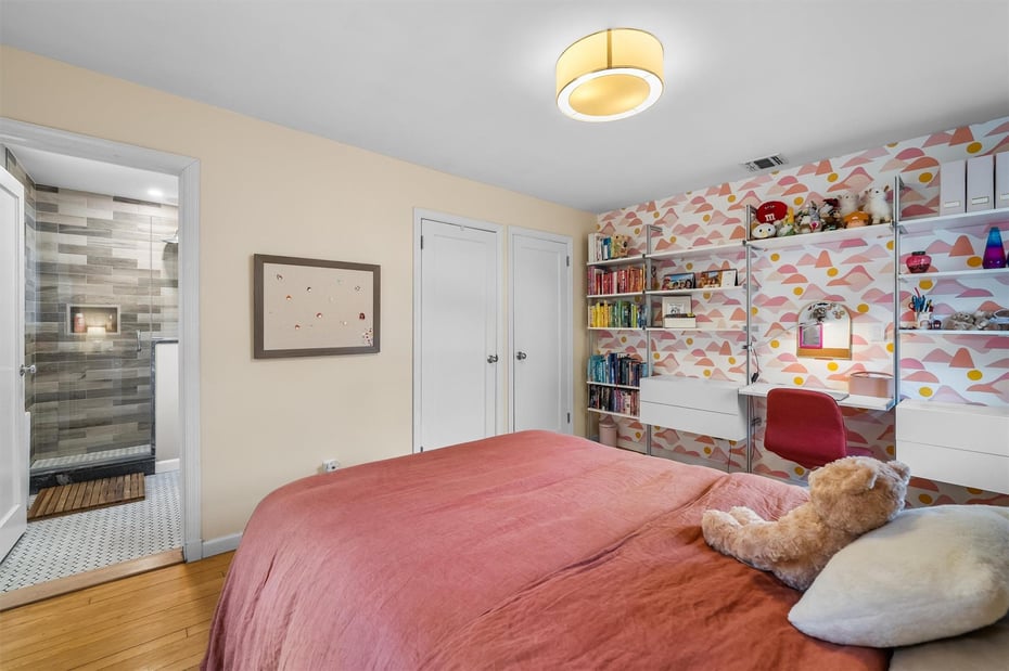 43 Franklin Street Photo 22