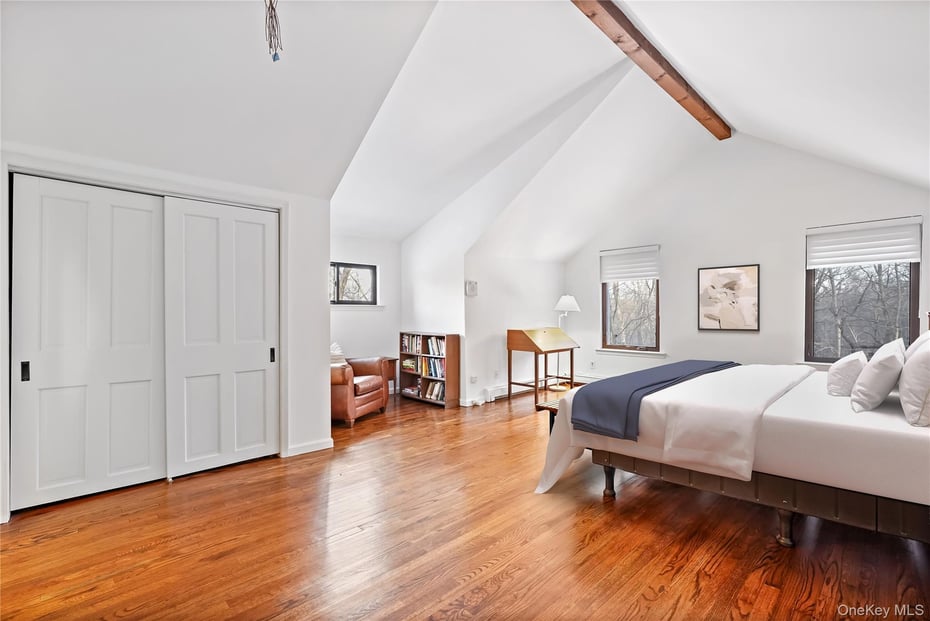 37 Fox Den Road Photo 15