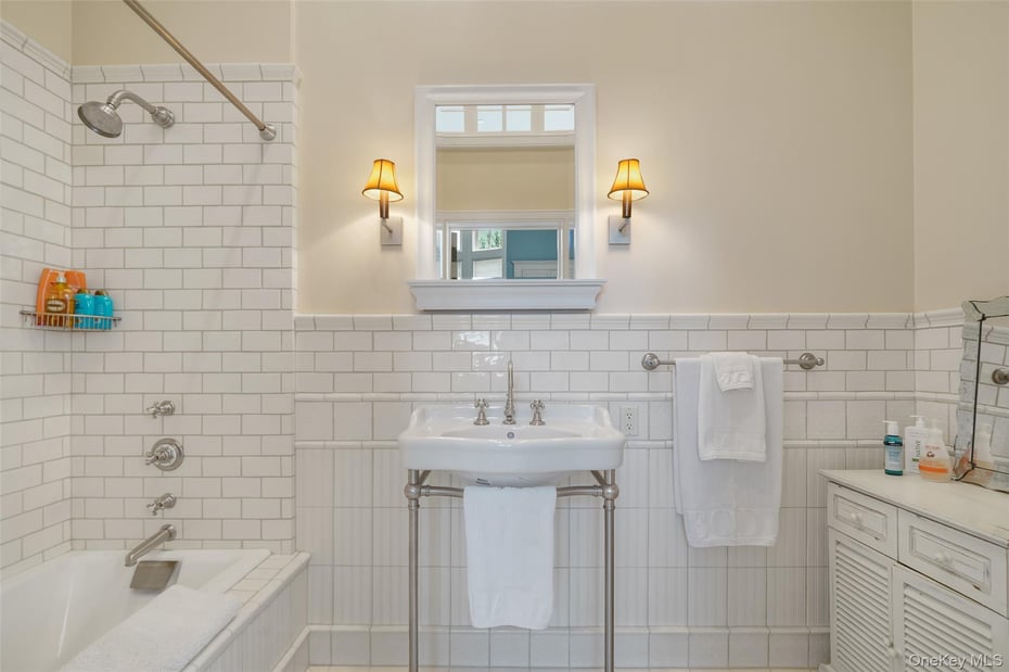 640 Grant Road Photo 30