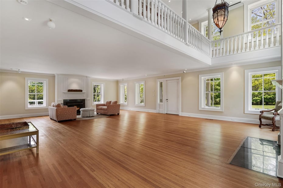 640 Grant Road Photo 9