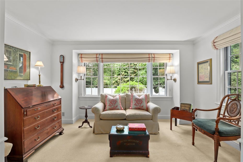 6 Hunt Farm Road Photo 5