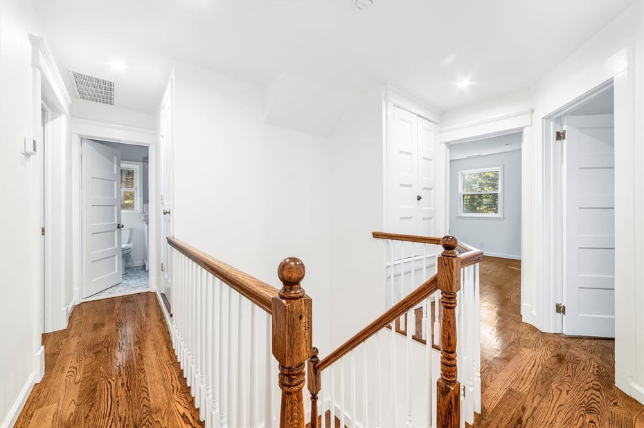 750 Bedford Road Photo 26