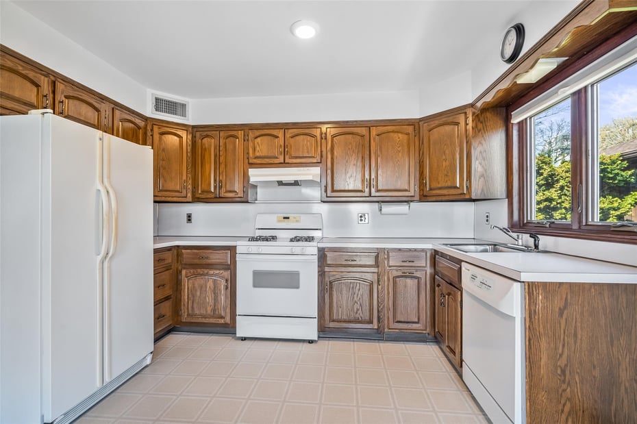 9 Harbor Drive Photo 8