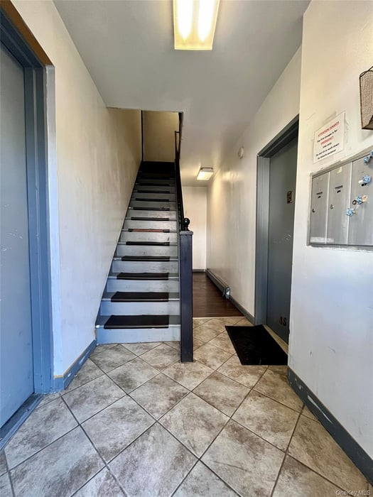 216 Woodworth Avenue Photo 2