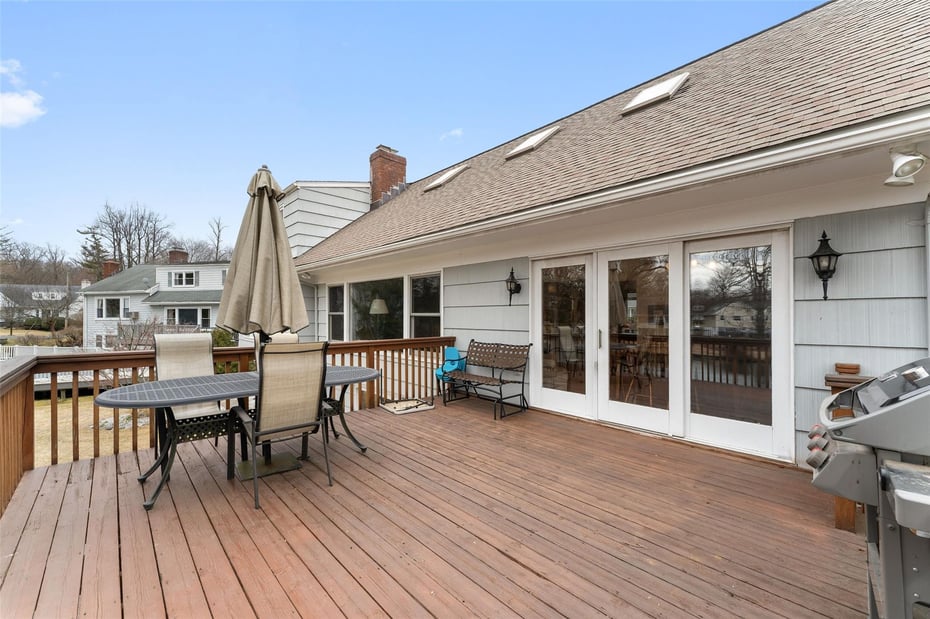 27 Homeside Lane Photo 20