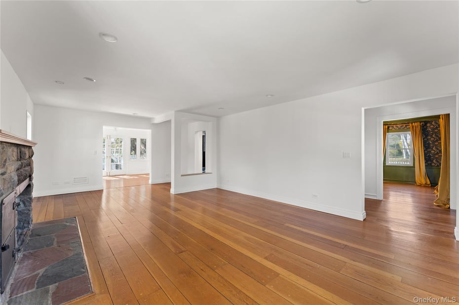 18 Wellyn Road Photo 6