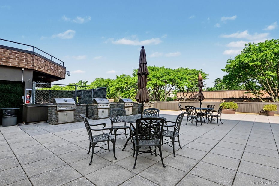 50 Columbus Avenue  #506 Photo 28