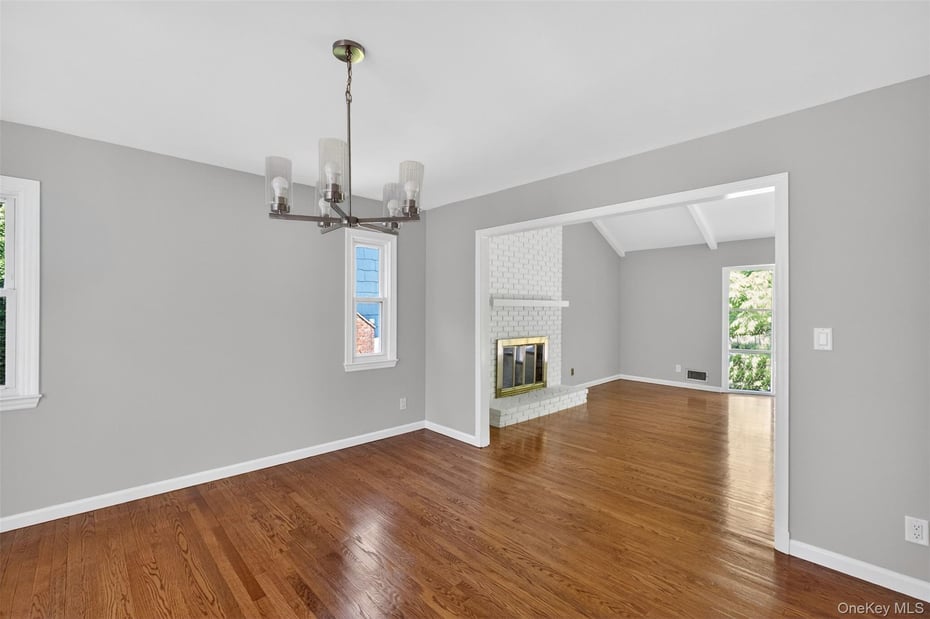 835 Shore Acres Drive Photo 8