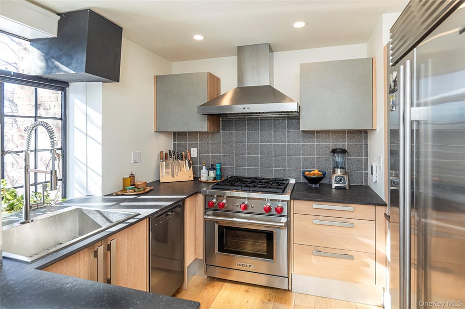 48 Sagamore Road  #23 Photo 6