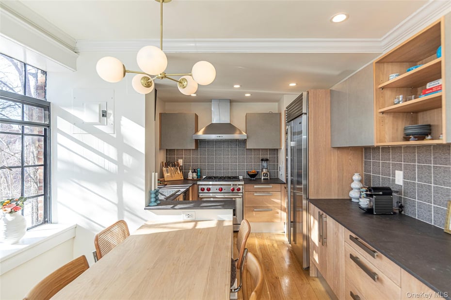 48 Sagamore Road  #23 Photo 5