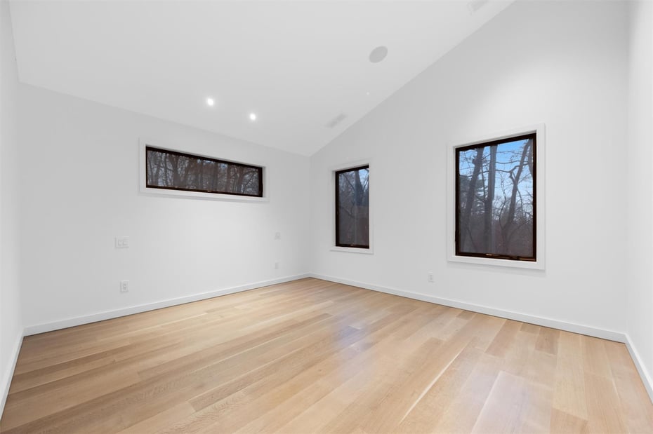 7 Lexington Drive Photo 29
