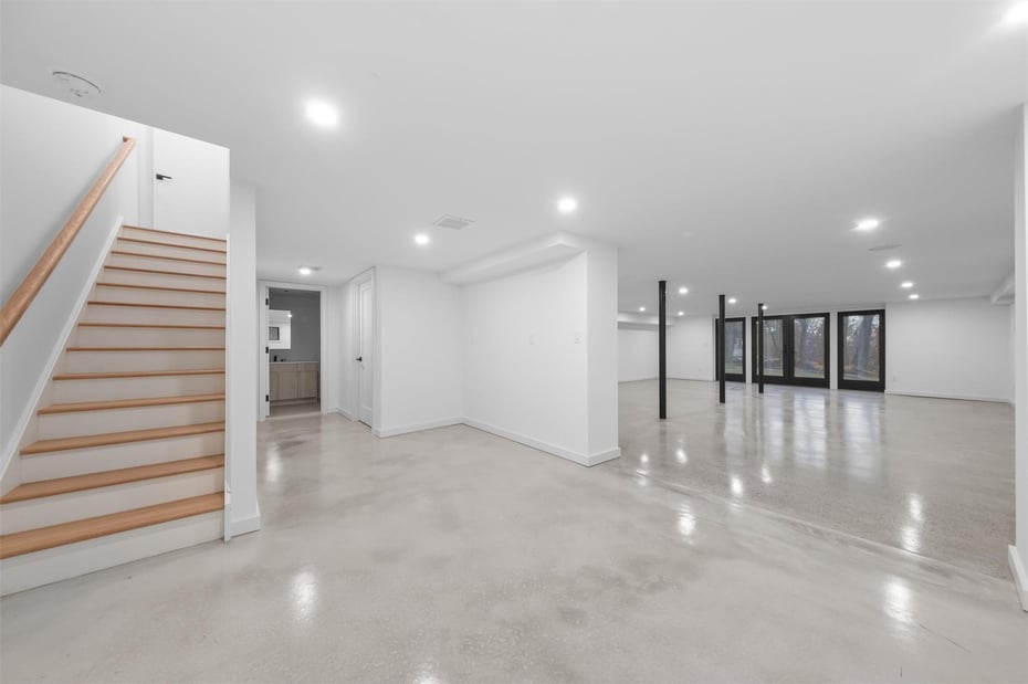 7 Lexington Drive Photo 38