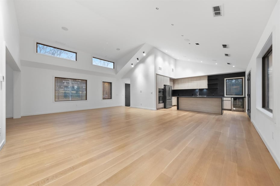 7 Lexington Drive Photo 14