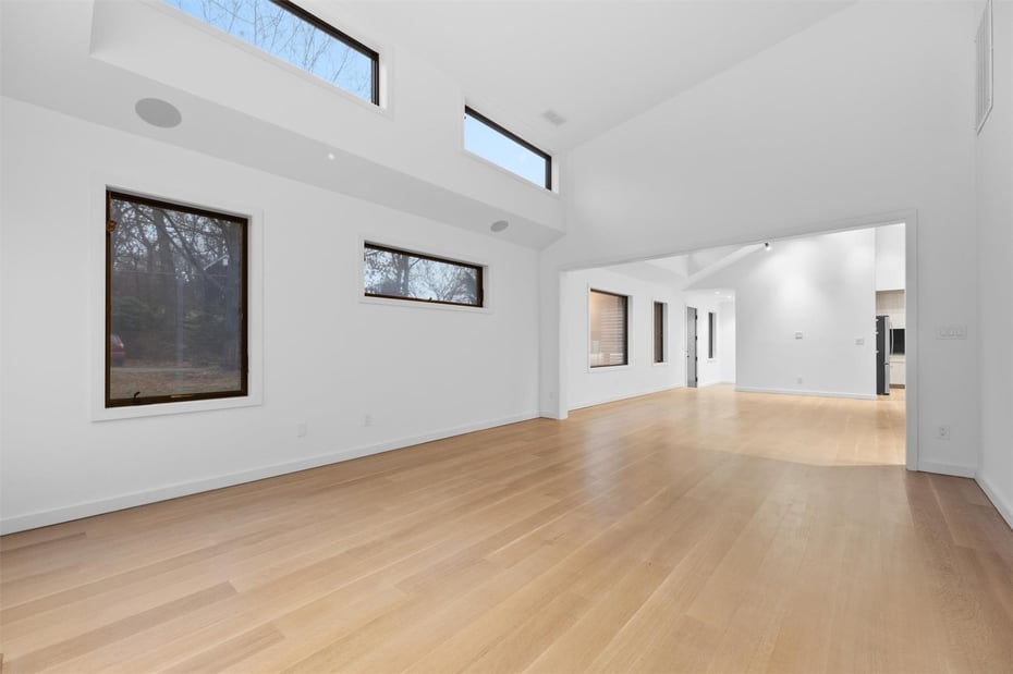 7 Lexington Drive Photo 11