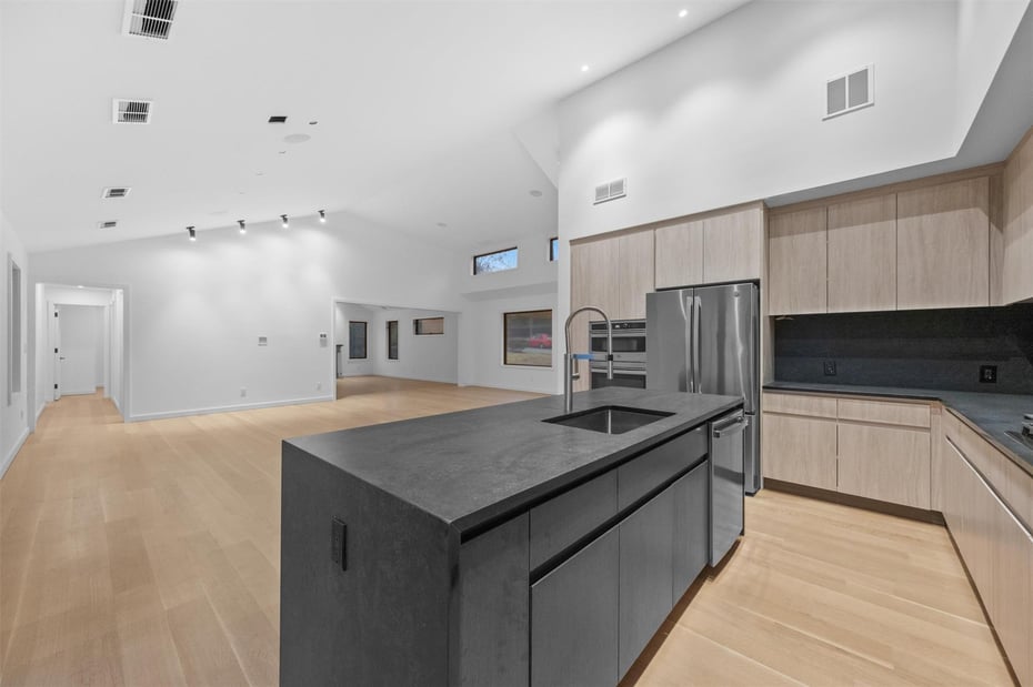 7 Lexington Drive Photo 18