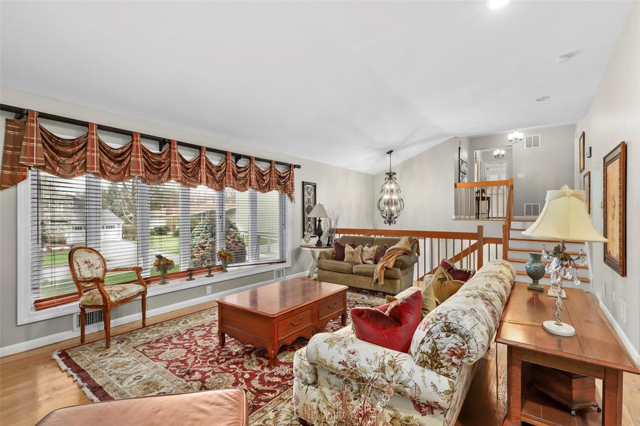 21 Dell Drive Photo 5