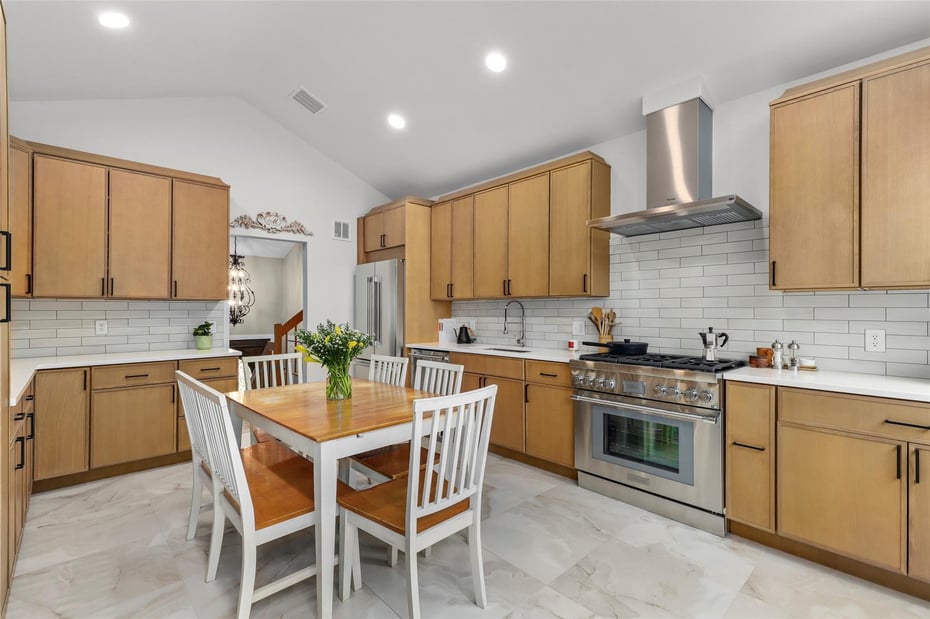 21 Dell Drive Photo 8