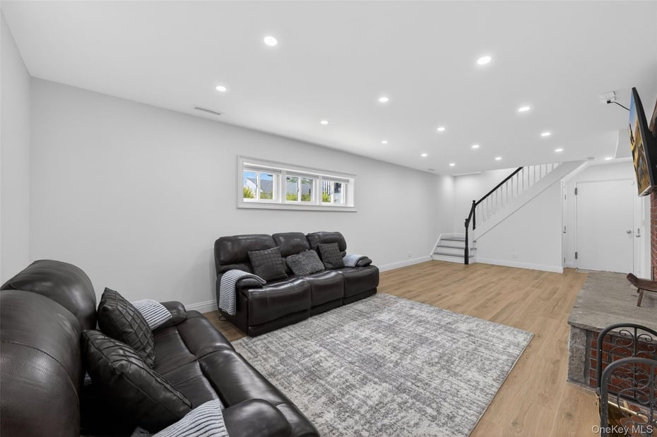 15 Cambridge Avenue Photo 22