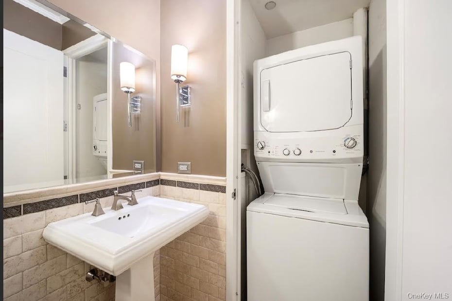 10 City Place  #8B Photo 18