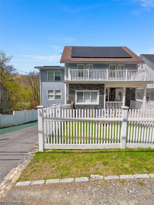 300 Washington Avenue Photo 3