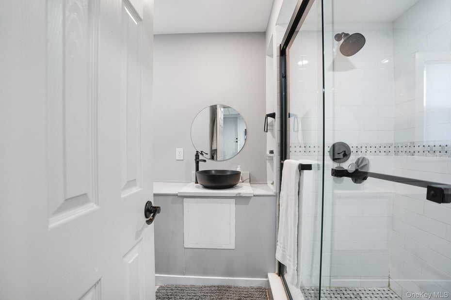 300 Washington Avenue Photo 36